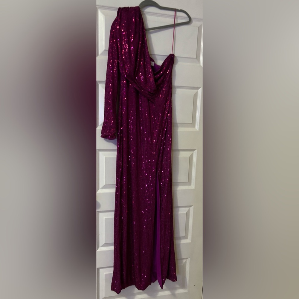 Glamorous One-Shoulder Sequin Dress in Fuchsia